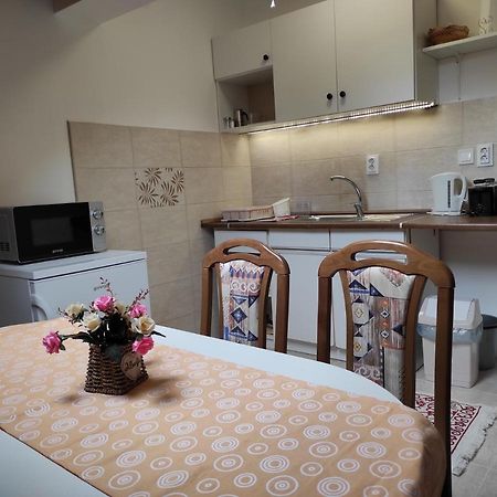 Апартаменти Era Apartman Гаркань Екстер'єр фото