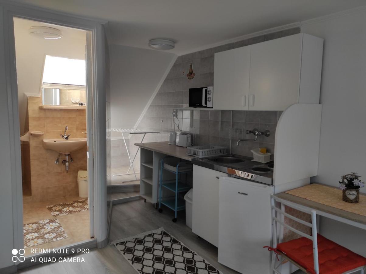 Апартаменти Era Apartman Гаркань Екстер'єр фото