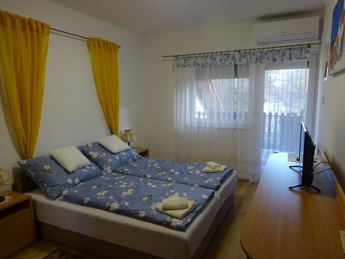 Апартаменти Era Apartman Гаркань Екстер'єр фото